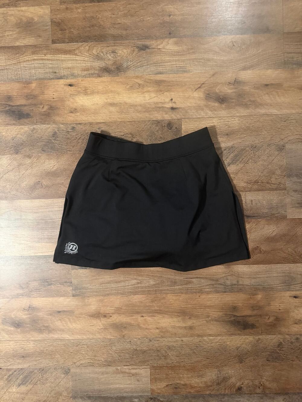 Novara women’s black padded cycling skort